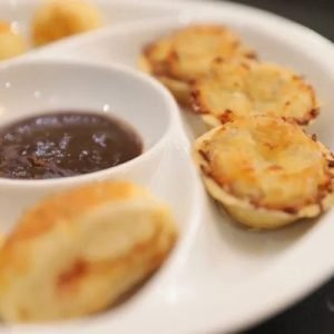 imgi_7_happy-day-buffet-f3db662b-7013-420c-a37e-6c639d7d251c-600x400-1.jpg